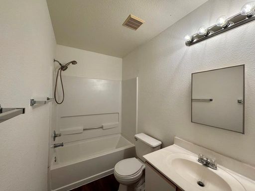 2013 Rim Rock Dr., Leander, TX 78641