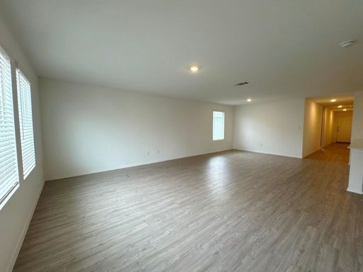 109 Little Sparklers Lp, Hutto, TX 78634