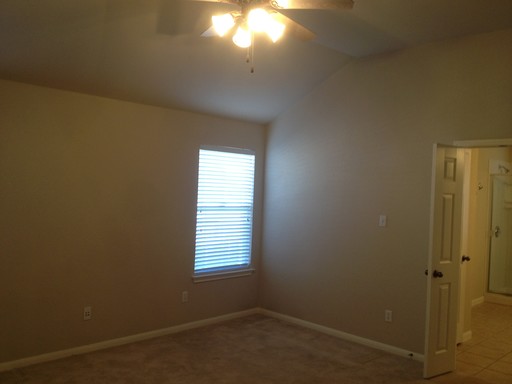 4105 Meadow Bluff Way, Round Rock, TX 78665