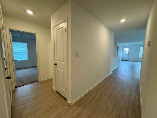 109 Little Sparklers Lp, Hutto, TX 78634