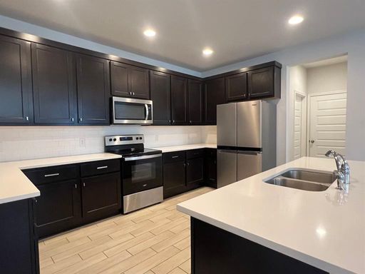 124 Old Stagecoach Rd, Jarrell, TX 76537