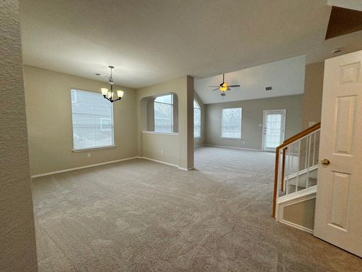 544 Hogan, Kyle, TX 78640