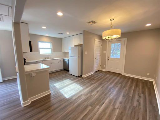 6402 Auburn Dr - Unit A, Austin, TX 78723-3307