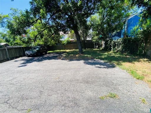 521 E Live Oak St, Unit A, Austin, TX 78704