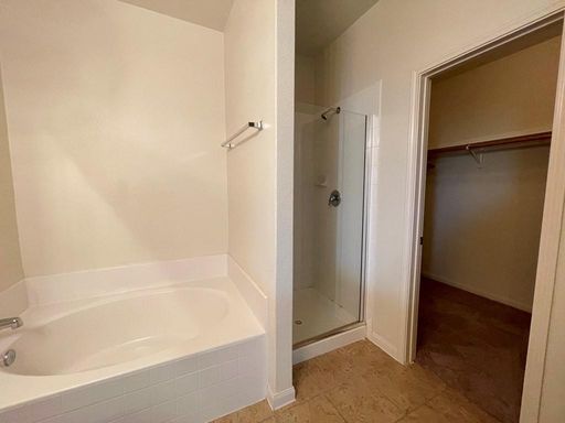 408 Farmer Ln, Jarrell, TX 76537