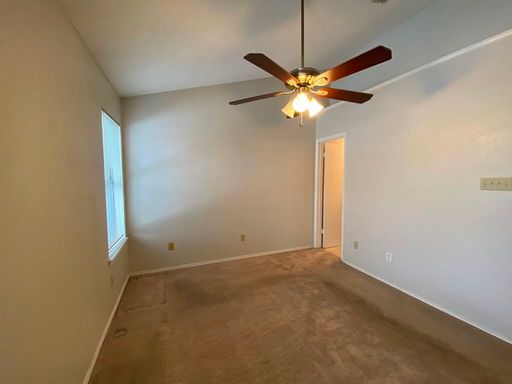 12325 Los indios Trl, Austin, TX 78729-7661