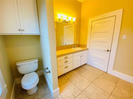 521 E Live Oak St, Unit A, Austin, TX 78704