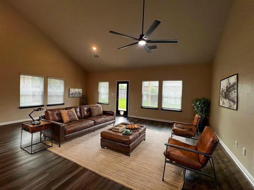 1509 Deering Run, Leander, TX 78641