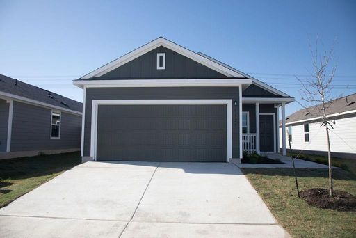 1127 Catfish Ln, Bastrop, TX 78602