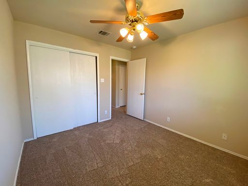 218 Jennifer Ln., Bastrop, TX 78602