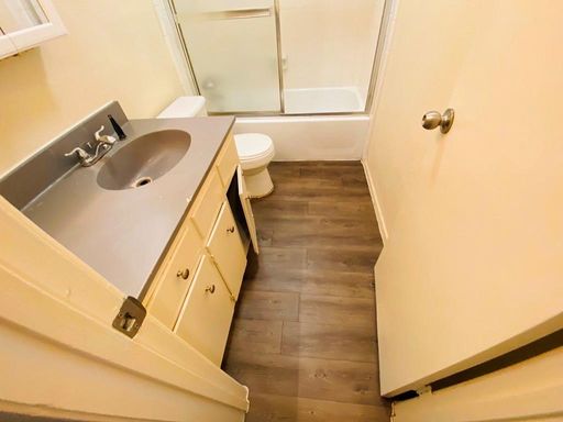  1710B Ledgewood Dr., Austin, TX 78758