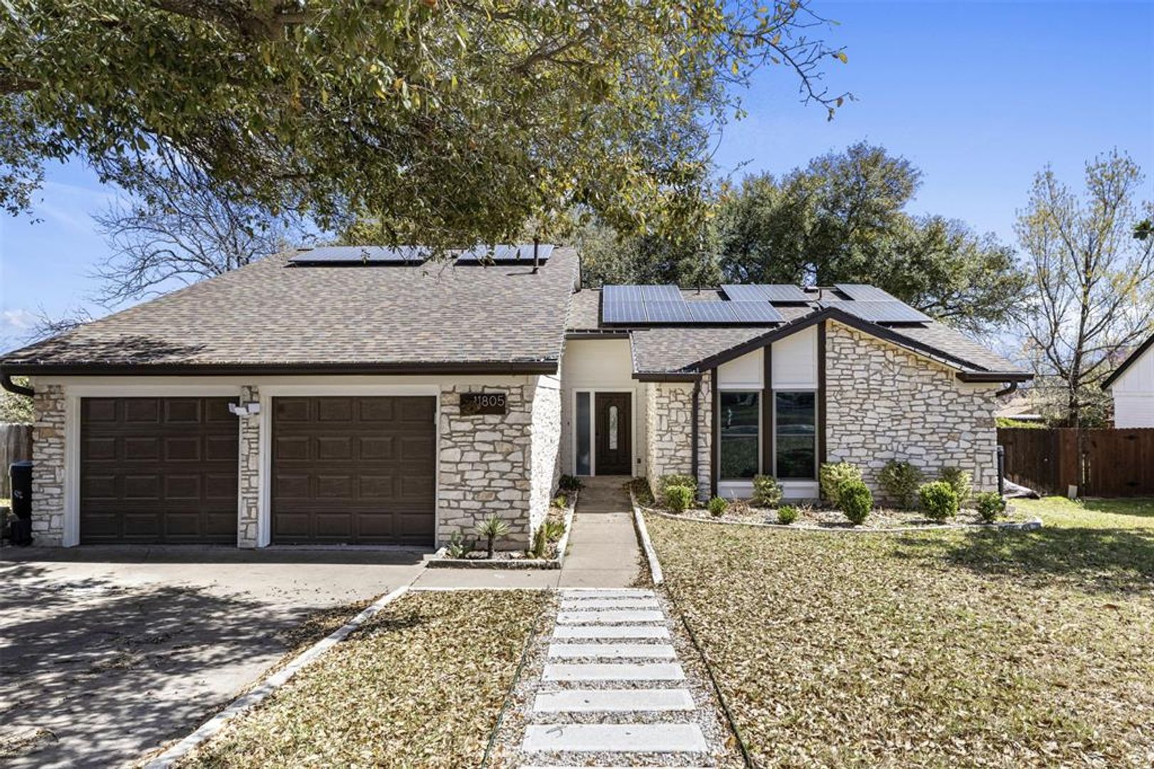 Austin House: 11805 Carshalton Dr