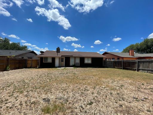 5753 Palo Blanco Ln, Austin, TX 78744-3858