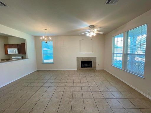 251 B Utterback, Kyle, TX 78640