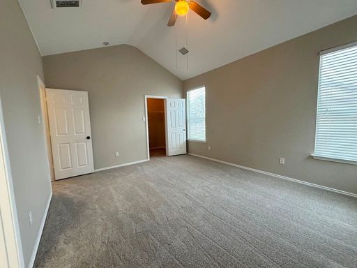 544 Hogan, Kyle, TX 78640