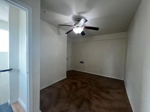 910 W 25TH St #607, Austin, TX 78705