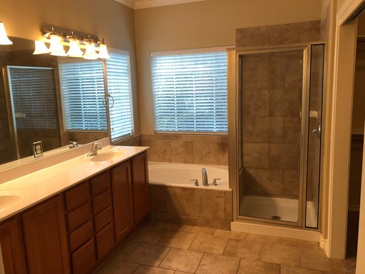 504A West North Loop Blvd., Austin, TX 78751