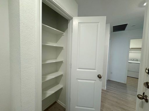 109 Little Sparklers Lp, Hutto, TX 78634