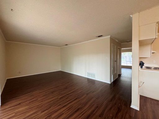 5905 Burrough Dr., Austin, TX 78745