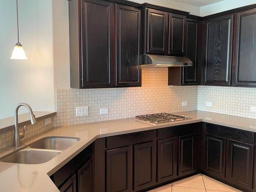 400A Hummingbird Ln., Austin, TX 78734