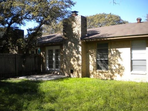 1305 A Glenda Drive , Round Rock, TX 78681