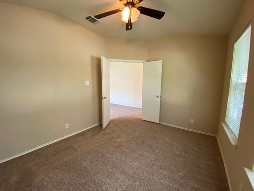 218 Jennifer Ln., Bastrop, TX 78602