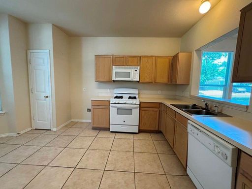 251 A Utterback, Kyle, TX 78640