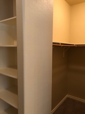 504A West North Loop Blvd., Austin, TX 78751