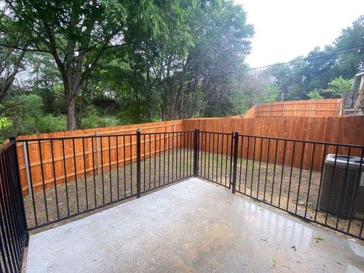 6402 Auburn Dr - Unit A, Austin, TX 78723-3307