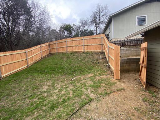 6402 Auburn Dr - Unit A, Austin, TX 78723-3307