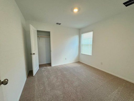 184 Chapel Beck Dr, Kyle, TX 78640