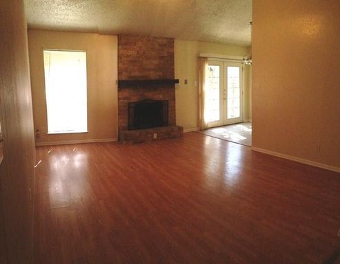 1305 A Glenda Drive , Round Rock, TX 78681