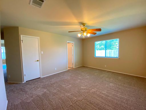 218 Jennifer Ln., Bastrop, TX 78602