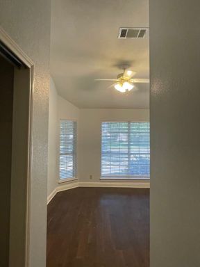 1313 Nightingale Dr., Cedar Park, TX 78613