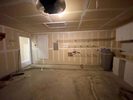 258 Western Dr, Kyle, TX 78640