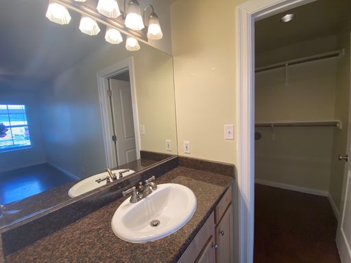 5502B Evans Ave., Austin, TX 78751