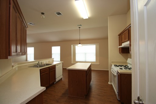 1528 Haynie Bend, Round Rock, TX 78665