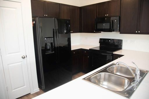 1127 Catfish Ln, Bastrop, TX 78602