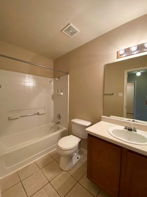 218 Jennifer Ln., Bastrop, TX 78602