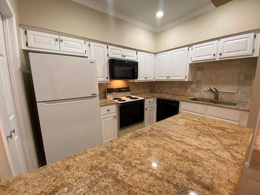 1307 Kinney Ave #161, Austin, TX 78704