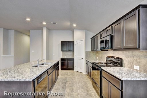 21607 Surrey Lane, Lago Vista, TX 78645