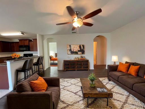 113 Robertson Lane, Jarrell, TX 76537