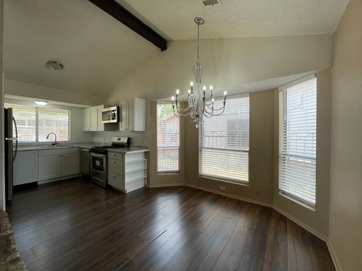 5753 Palo Blanco Ln, Austin, TX 78744-3858