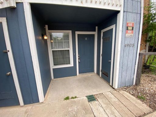 4903B Merritt Drive, Austin, TX 78744