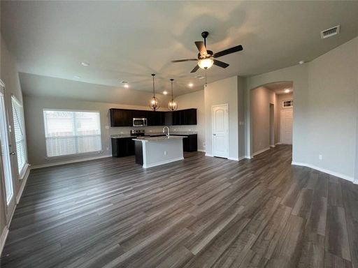 806 Hollyhock Dr, Temple, TX 76502