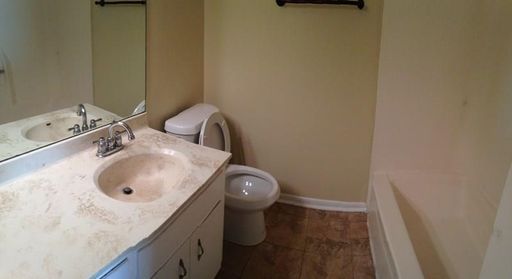 1305 A Glenda Drive , Round Rock, TX 78681