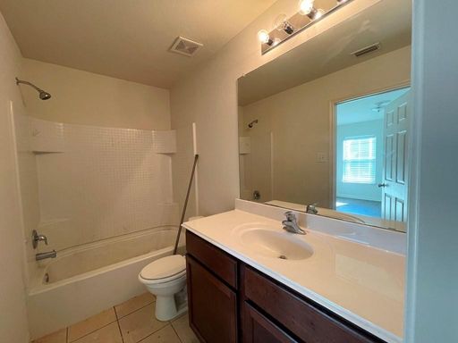 113 Robertson Lane, Jarrell, TX 76537