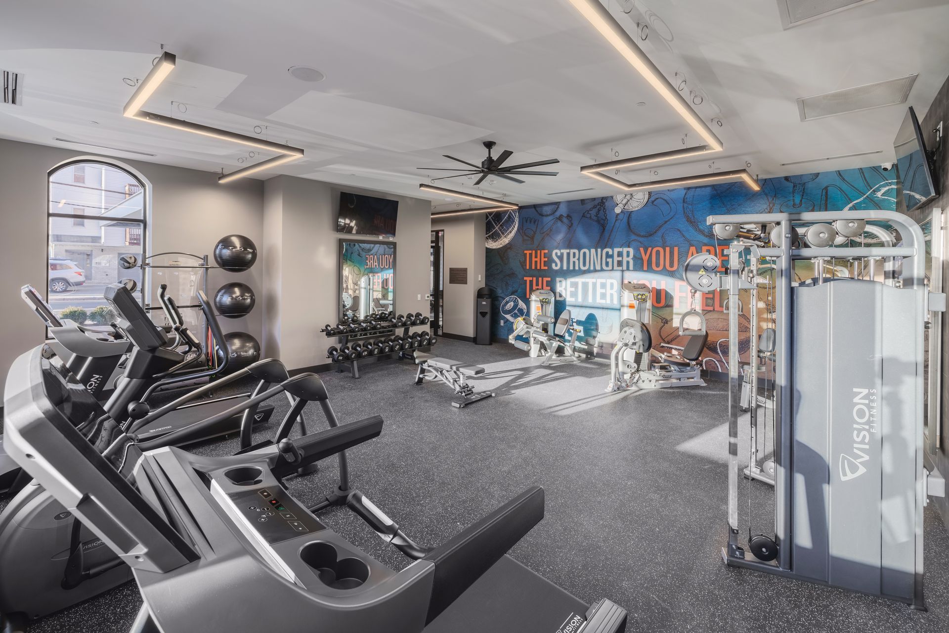 Gym at CENTURION IRONBOUND (2 of 8)