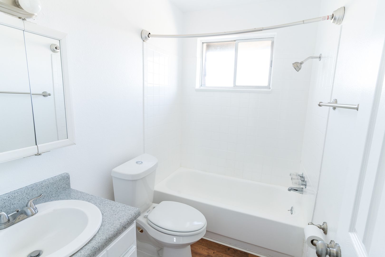 5601 S Delaware St, 105, Littleton, CO 80120