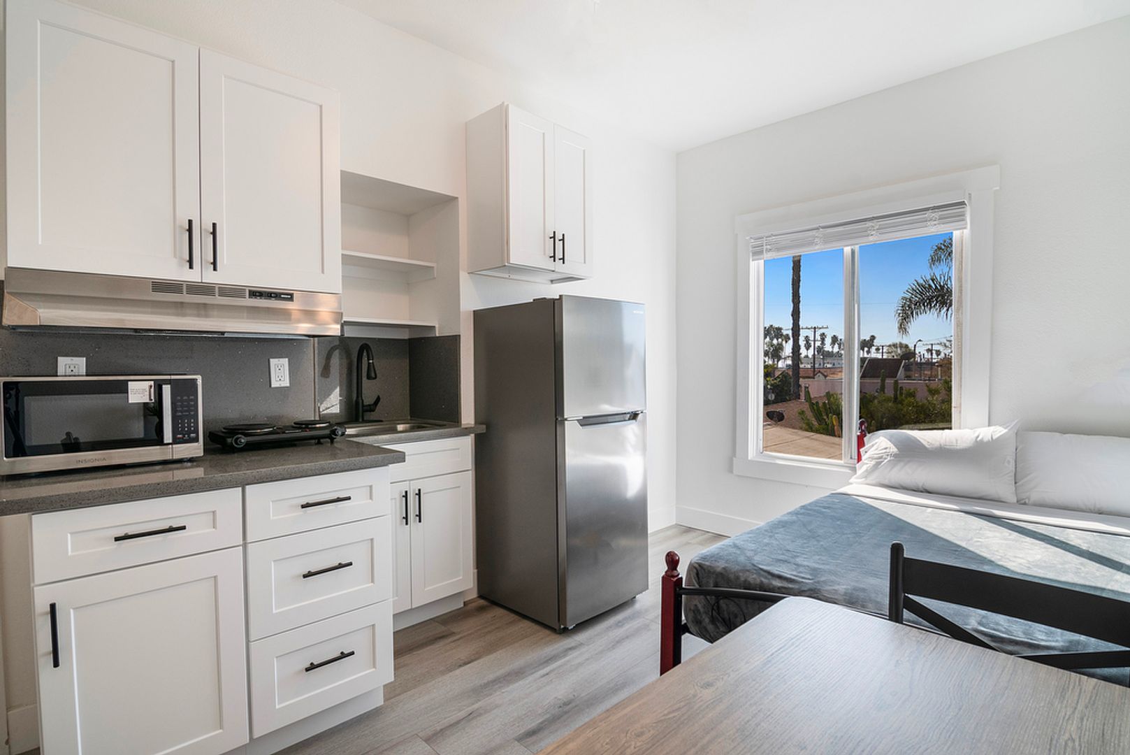 San Pedro Apartment: 1219 S Palos Verdes Street